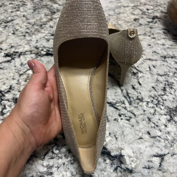 Michael Kors, gold, size 7, high heels, excellent condition - Picture 4 of 6